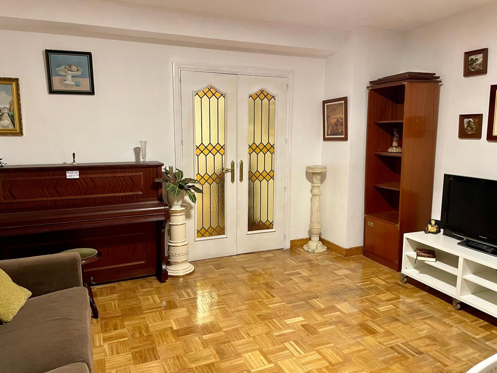 Private Rooms Madrid Atocha Екстериор снимка