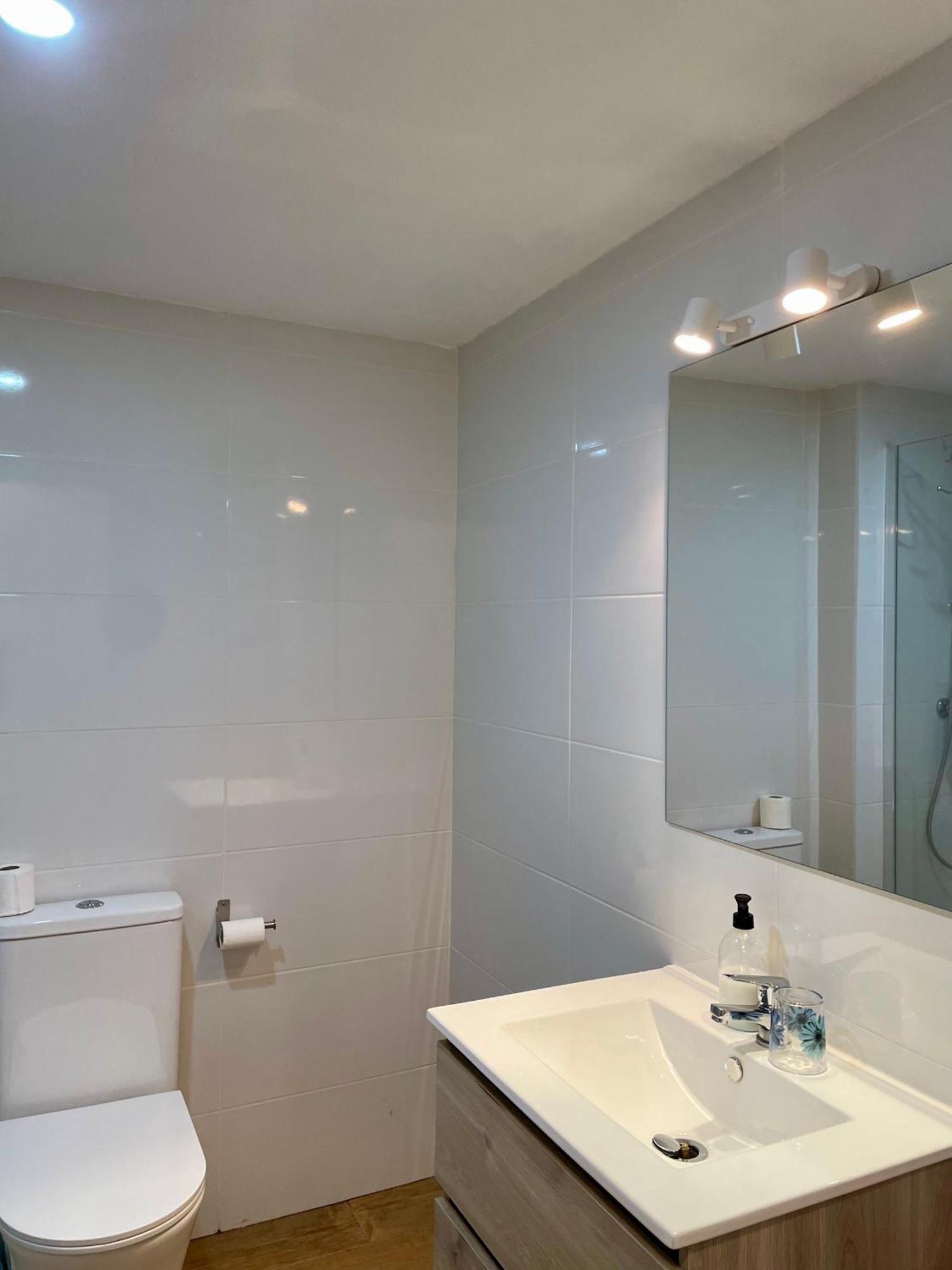 Private Rooms Madrid Atocha Екстериор снимка