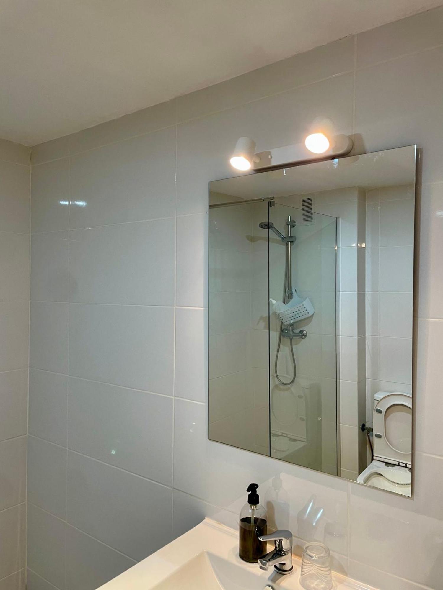 Private Rooms Madrid Atocha Екстериор снимка