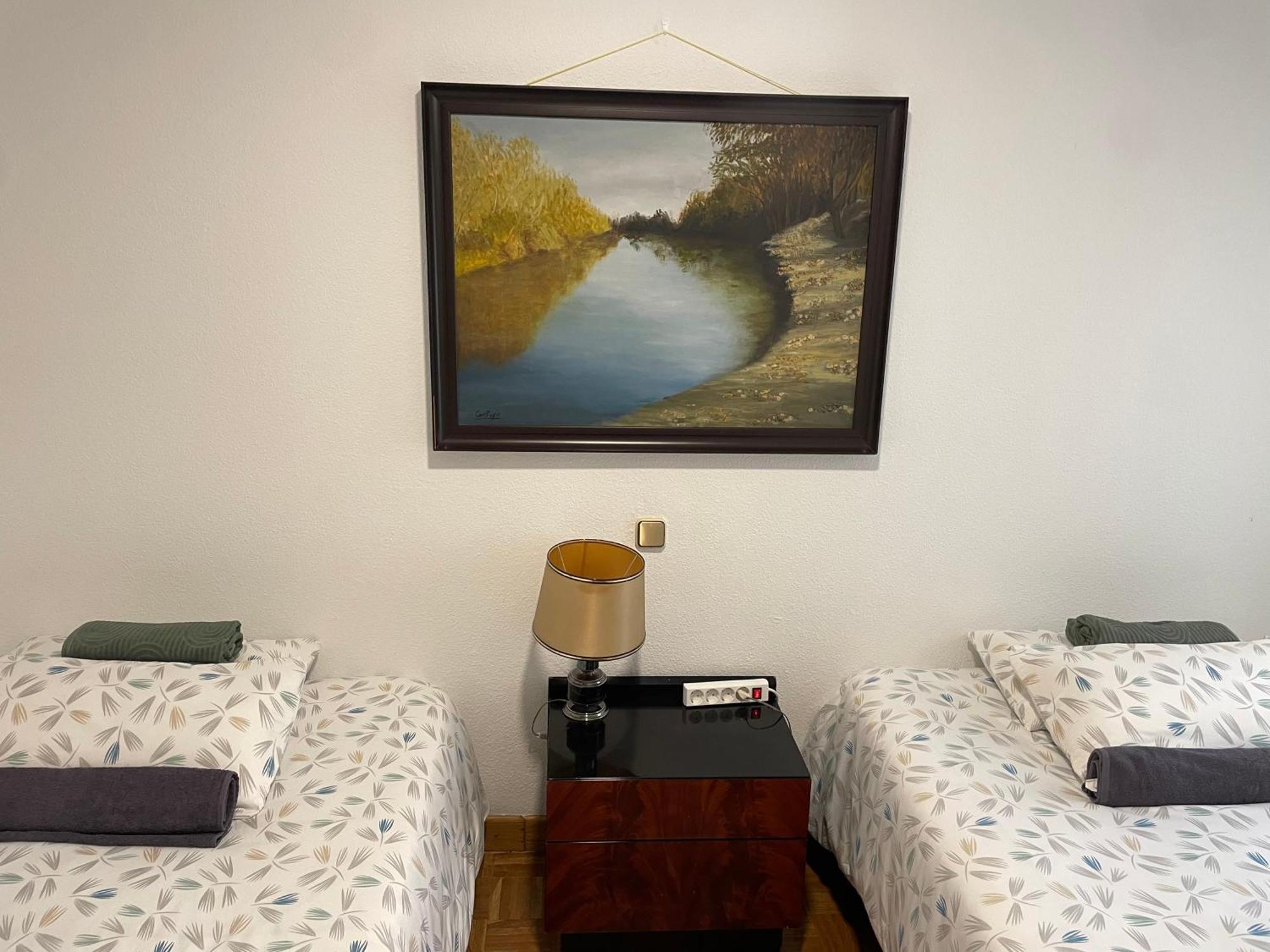 Private Rooms Madrid Atocha Екстериор снимка