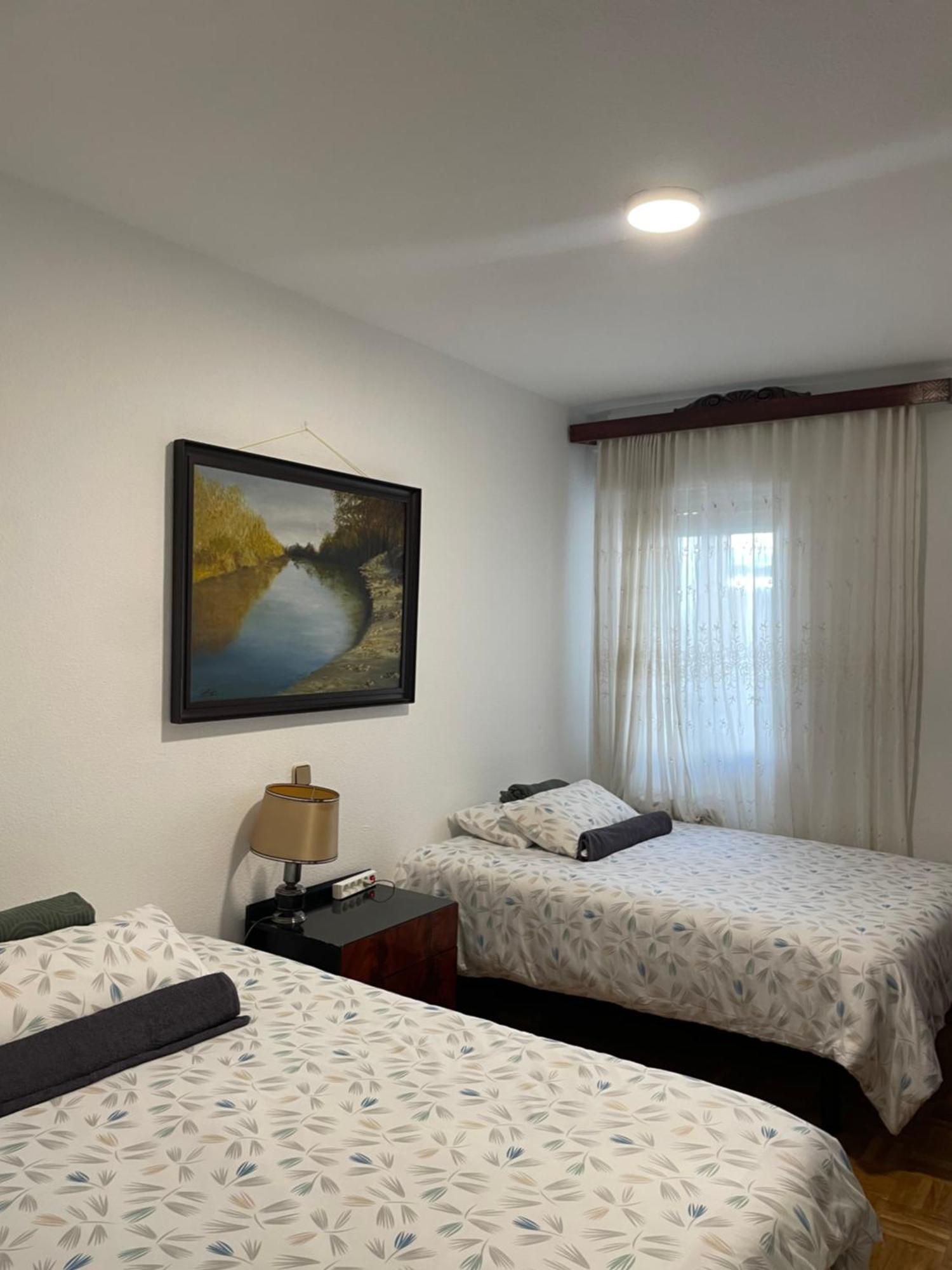 Private Rooms Madrid Atocha Екстериор снимка