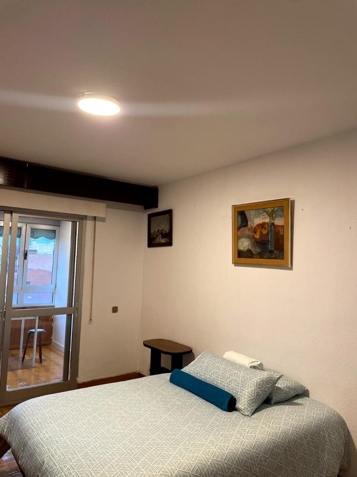 Private Rooms Madrid Atocha Екстериор снимка
