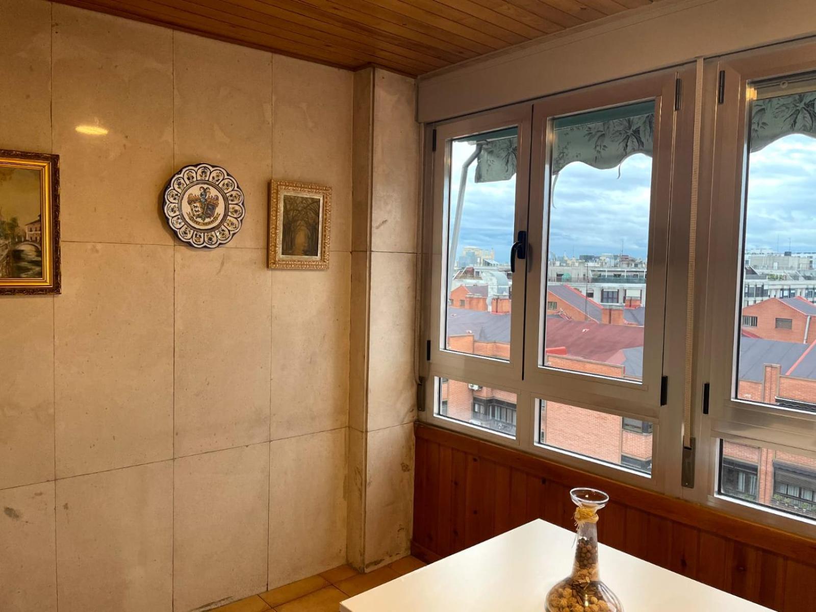 Private Rooms Madrid Atocha Екстериор снимка